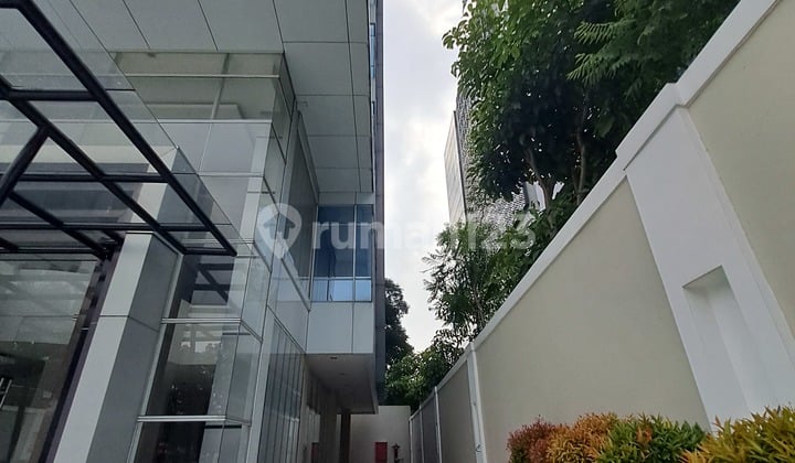 Gedung Baru Siap Pakai di Area Prime dan Strategis di Dekat Tugu Pancoran-Pasar Minggu