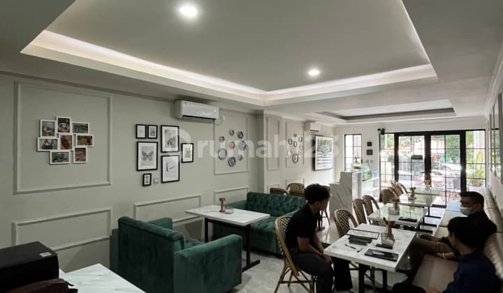 Ruko Cantik Siap Pakai di Cikini Raya, Menteng