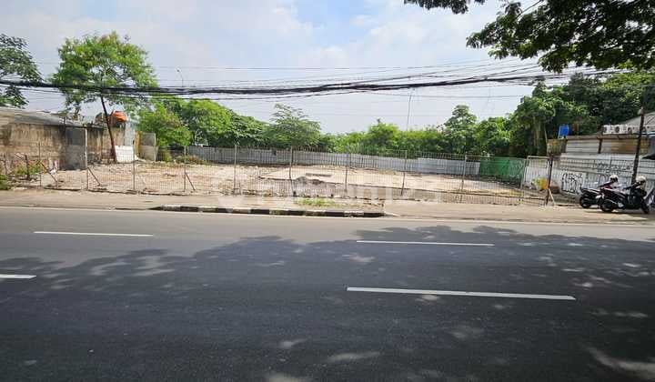 Tanah Komersial Strategis di Jalan Transyogi Alternatif Cibubur Pinggir Jalan Raya