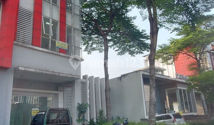 Ruko Darwin Kondisi Tersewa Panjang di Gading Serpong