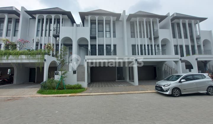 Rumah Rapi Siap Huni Di Aether Greenwich Bsd City