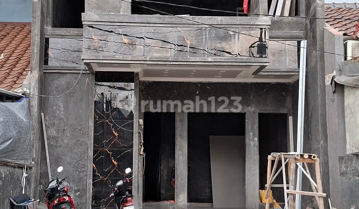 Rumah Baru Siap Huni Di Regensi Melati Mas Tangsel
