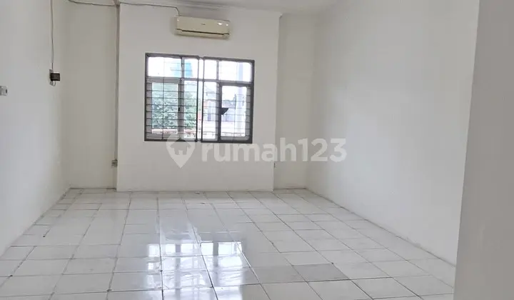 Ruko Siap Pakai di Meruya Ilir Raya Jakbar