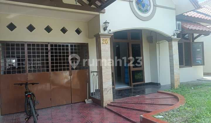 FOR RENT: STRATEGIC HOUSE IN VILA MELATI MAS BSD