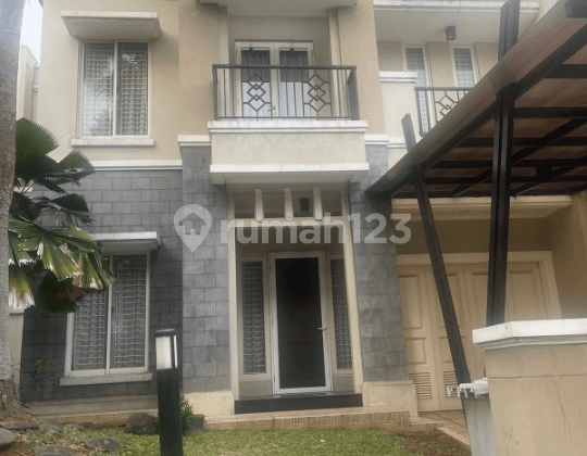 Disewakan Rumah Cantik di Cluster Pascal Scientia Summarecon Gading Serpong
