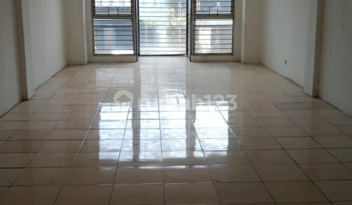 Disewakan Cepat Ruko Paskal Hyper Sqaure Depan Mall Cocok Klinik