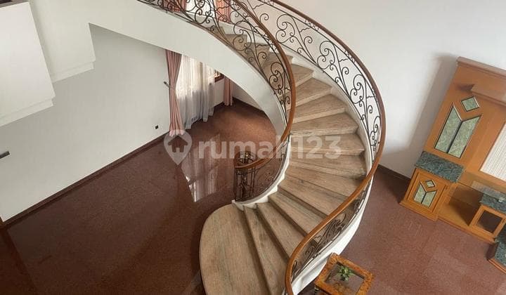 Rumah 2 Lantai SHM di Kompleks Setiabudi Regency, Bandung Udara Sejuk