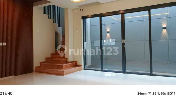 Rumah jalan Kembar Bandung Tengah, Sangat Baru dan Bagus ,Minimalis