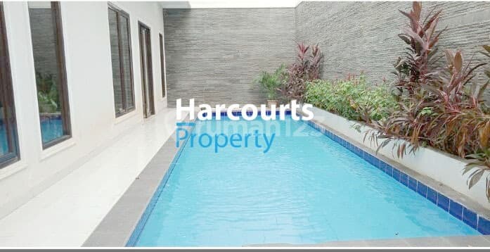 Disewakan Rumah Bagus dan Cantik Lokasi Strategis Area Jl. Turi Kebayoran Baru