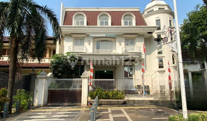 Disewakan Ruang Usaha Bisa untuk Klinik/Kantor Area Prime Jl. Suryo Senopati Kebayoran Baru