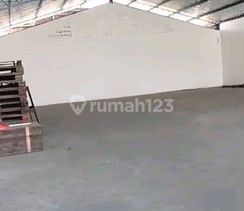 Warehouse in Kalideres