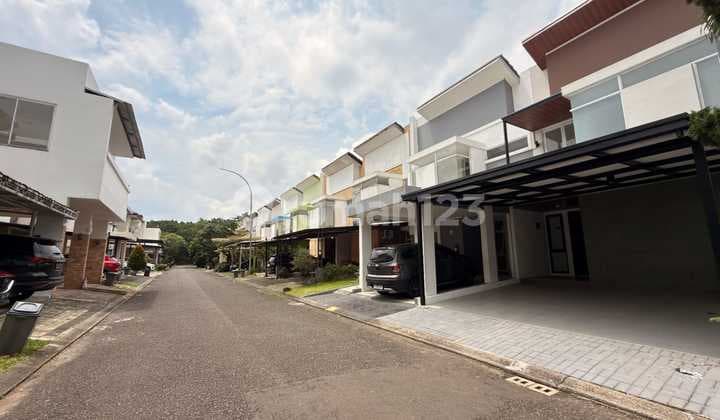 The Icon BSD House Beautiful Renovated Neat New Ready to Live In