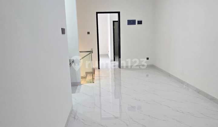 Rumah Bagus SHM Alam Sutera Jelita Strategis Siap Huni Modern Baru