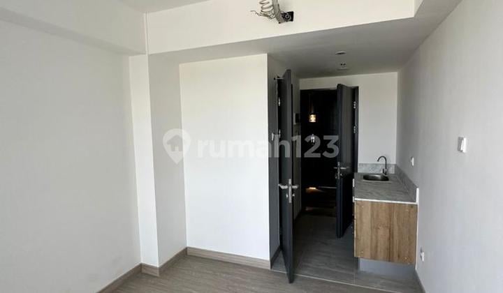 Dijual Apartement Collins Type Studio View Pool, Gading Serpong. Lva