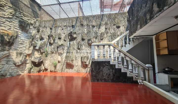 Dijual Rumah di Muara Karang Blok 6. Luas 12X25m. SHM