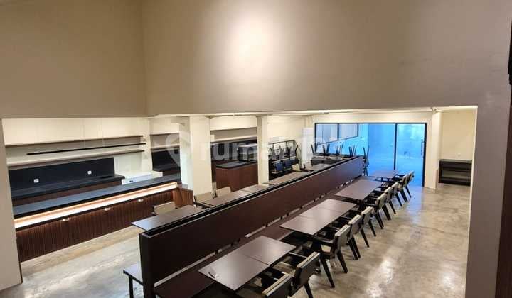 Disewakan Rumah Brand New Muara Karang Blok 6 Boulevard. Siap Pakai untuk Cafe / Resto. Lokasi Strategis