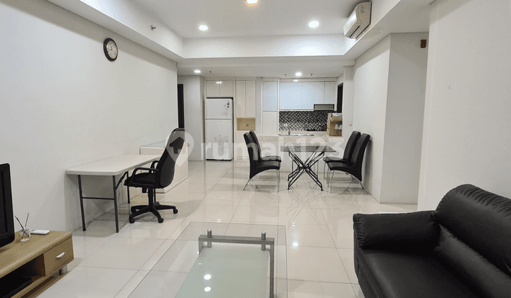 Apartemen St Moritz Type Royal Suite, Semi Furnish. 3 Bedroom