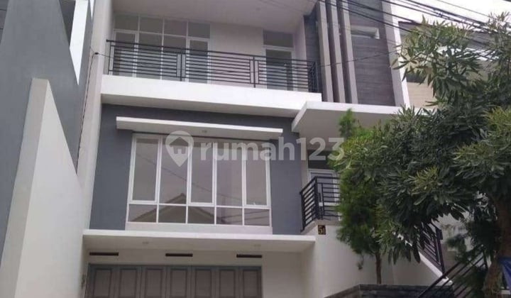 2 UNIT RUMAH BARU KOMPLEK ELITE SAYAP SETIABUDI DEKAT NHI DAN BORMA SETIABUDI BANDUNG UTARA