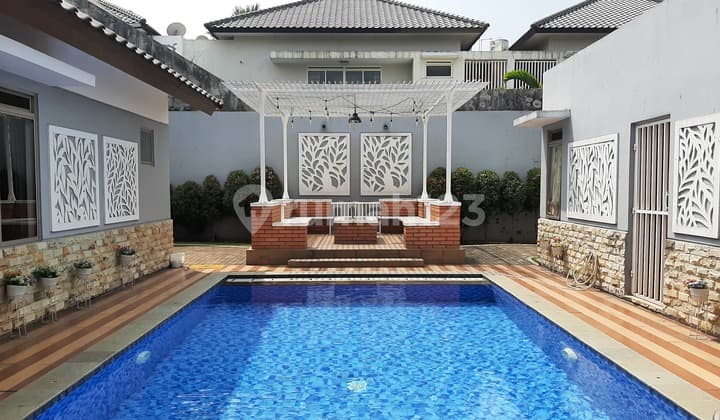 Instagram-Worthy Apik House, Furnished with Swimming Pool Tatar Ratnakasih, Kota Baru Parahyangan