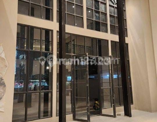 Gedung Baru 3 LT, mainroad Dago bawah Ir H Djuanda, Bandung Pusat Cocok utk Bank/Resto/Kantor