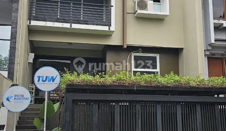 RUMAH SIAP HUNI LANGSUNG CUAN DI SETRADUTA BANDUNG UTARA DEKAT TOL PASTEUR