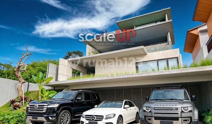 Lux, Cozy, Best View, Rumah 3 Lantai di Dago Resort