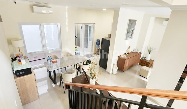 Rumah Rapi Siap Huni Sudah Renov - Garasi Renov Jadi Ruang Tamu - Minimalis Cakep - The Springs Gading Serpong - Dekat Phg, Il Lago Menaggio San Lorenzo Canary Symphonia Carson Scientia Maxwell Flamingo Faraday (269)