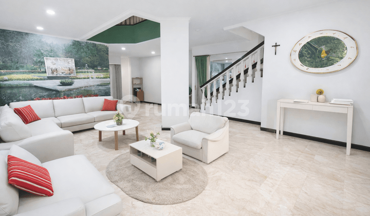 Wajib Disurvey! Blok Favorit Bebas Banjir - Lokasi Spesial - Potensi View Terbuka Hijau - Tidak Berhimpitan Rumah Tetangga - Layout Plong, Fungsikan Ruang Sesuai Keinginan di Puri Indah Kembangan, Dekat Permata Buana , Taman Aries, Sekolah Notredame, Puri