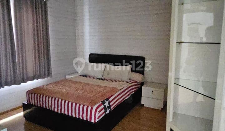 Rumah Rapih Full Furnish Siap Huni Di Komplek Golf Lake Residence