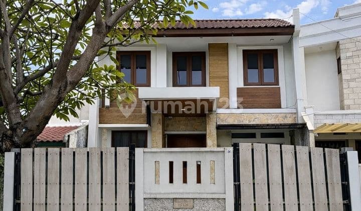 Puri Indah House Area 160 M2 - Flood-Free Location