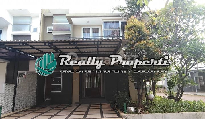 Disewakan Rumah Hook 2 Lantai Full Furnished Deket Toll Jatiwarna Bekasi.