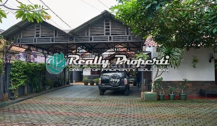 Dijual Rumah Hook Plus Paviliun Asri dan Cantik Dibambu Apus Cipayung Jakarta Timur.