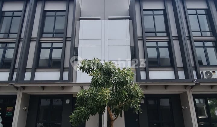 2 Adjacent Brand New Shophouses in the Latinos Business District Area