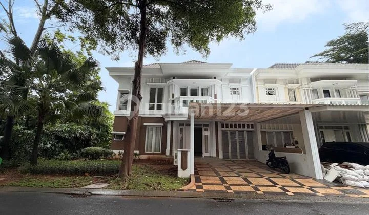 Summarecon Bekasi, Vernonia Residence Hoek Sebelah Club House Summarecon Bekasi, Vernonia Residence Hoek Sebelah Club House