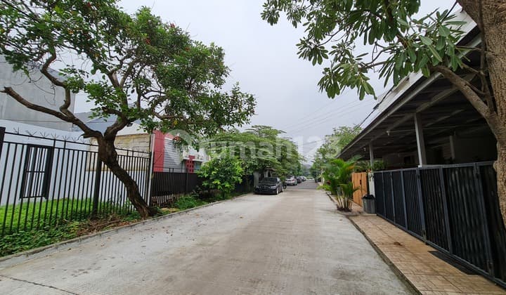 Rumah di Perumahan Galaxy Residence Grand Galaxy City Bekasi 2 Lantai SHM Semi Furnished