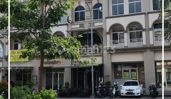 3-Story Shop House Need Quick Cash in Rose Garden Shop House Complex, Grand Galaxy City Bekasi, New Condition