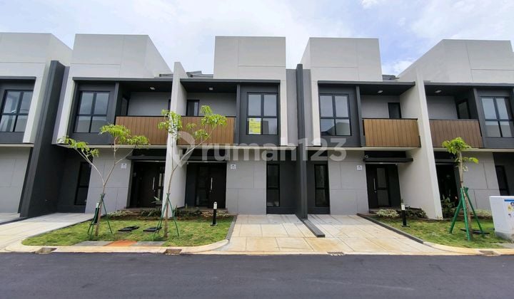 Regia Residence Hunian Dekat Mall Summarecon Crown Gading