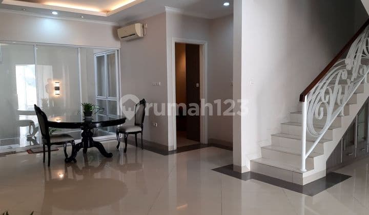 Siap Huni, Furnished, Strategis, Dekat Cithos