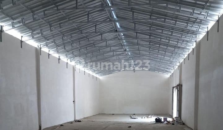 Gudang Pluit Bangunan 261 Dan 400