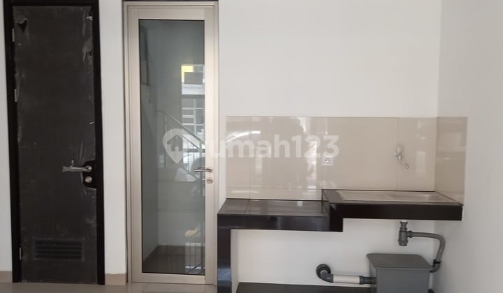 Rumah 2 Lantai Baru Cluster Hawai Paradise, Pik2 Rumah 2 Lantai Baru Cluster Hawai Paradise, Pik2