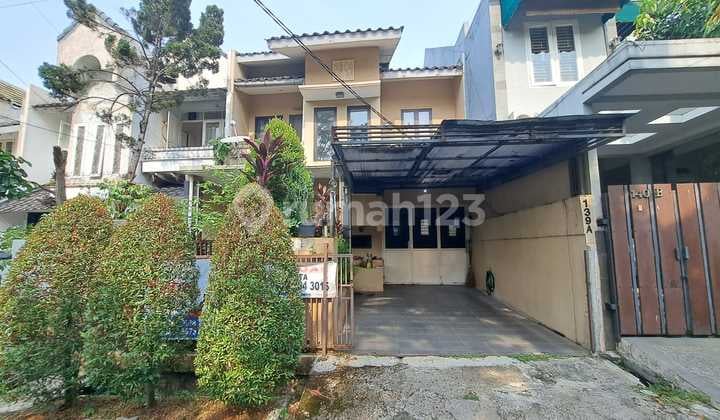 Rumah Cantik Luas 150 m2 Langsung Huni di Cinere