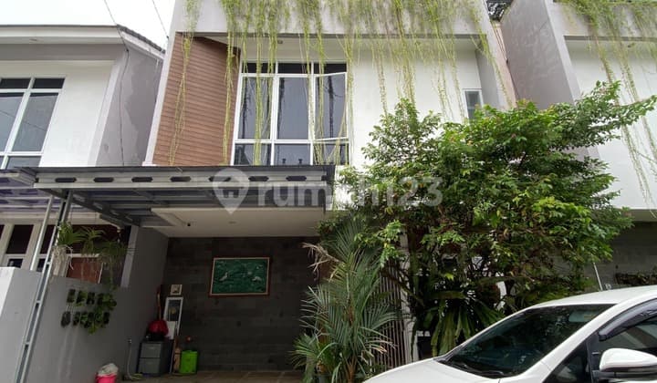 Rumah Minimalis 3 Lantai di Cirendeu Harga 1M an