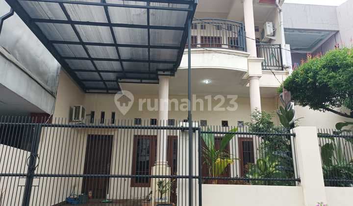 Rumah 2 Lantai Strategis di Beji Depok – Dekat UI & Margonda!