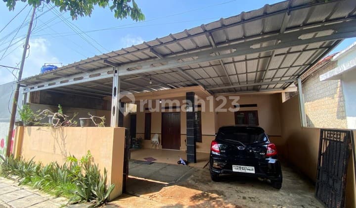 Single-Story House on 272 m² Land in Sawangan, Depok - Close to the Toll Road