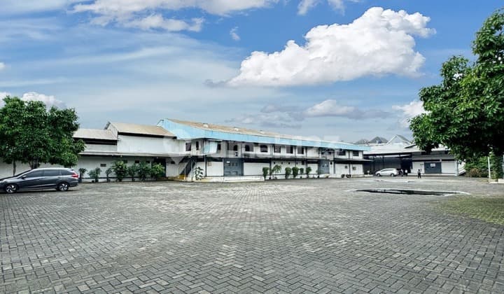 Calculate Land! Warehouse & Industrial Land in Cirendeu