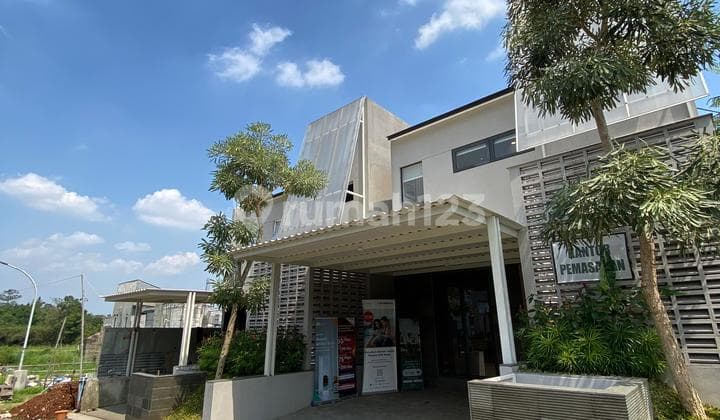 New 2-story house in Cinere