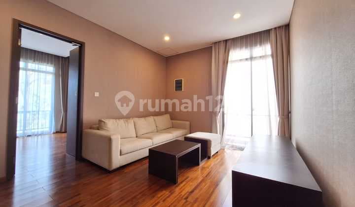 Rumah Elegan Full Furnished dengan Private Pool di Serenia Hills Lebak Bulus