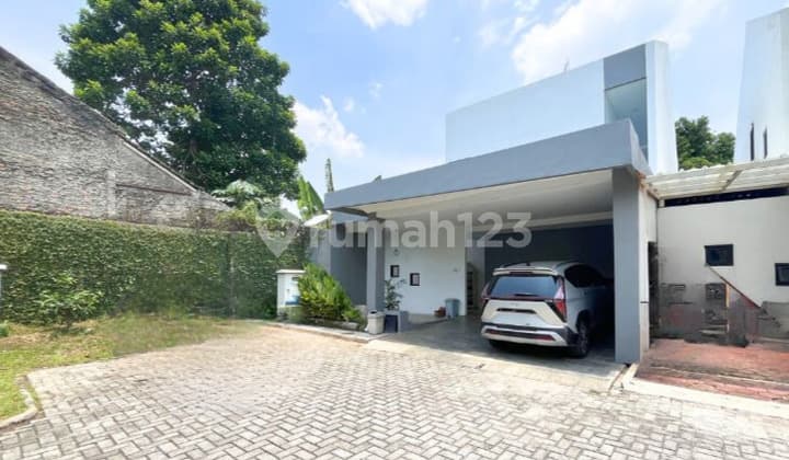 Hunian 2 Lantai Modern Minimalis Siap Huni di Cinangka