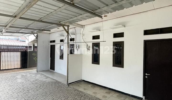 5-Door Rental House in Kebayoran Lama with Super Strategic Location