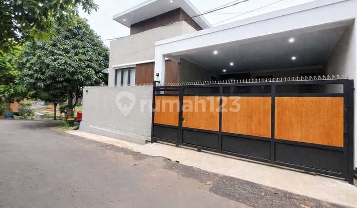 Single-Story Fully Furnished House in a Complex in Meruyung